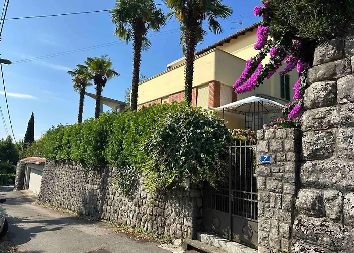 Apartments Galatea With Garage Parking