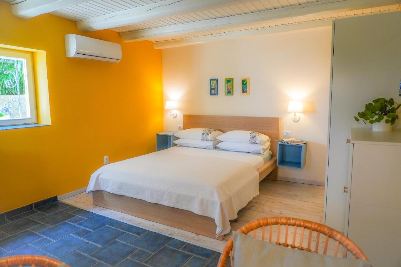 Galatea With Garage Parking Apartment *